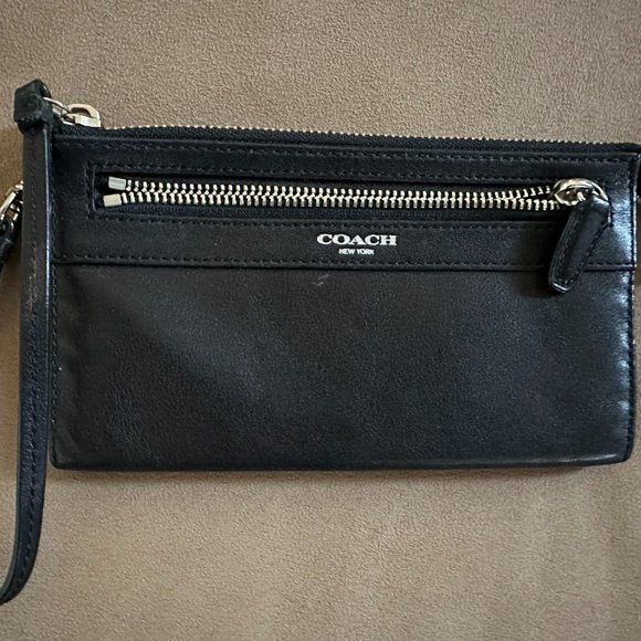 Coach Handbags - Coach Wristlet in Black